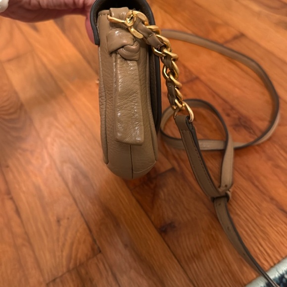 Tory Burch Tan Leather Crossbody Bag - Picture 7 of 12